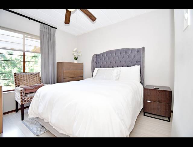 1 BEDROOM APARTMENT FOR SALE IN CRAIGHALL